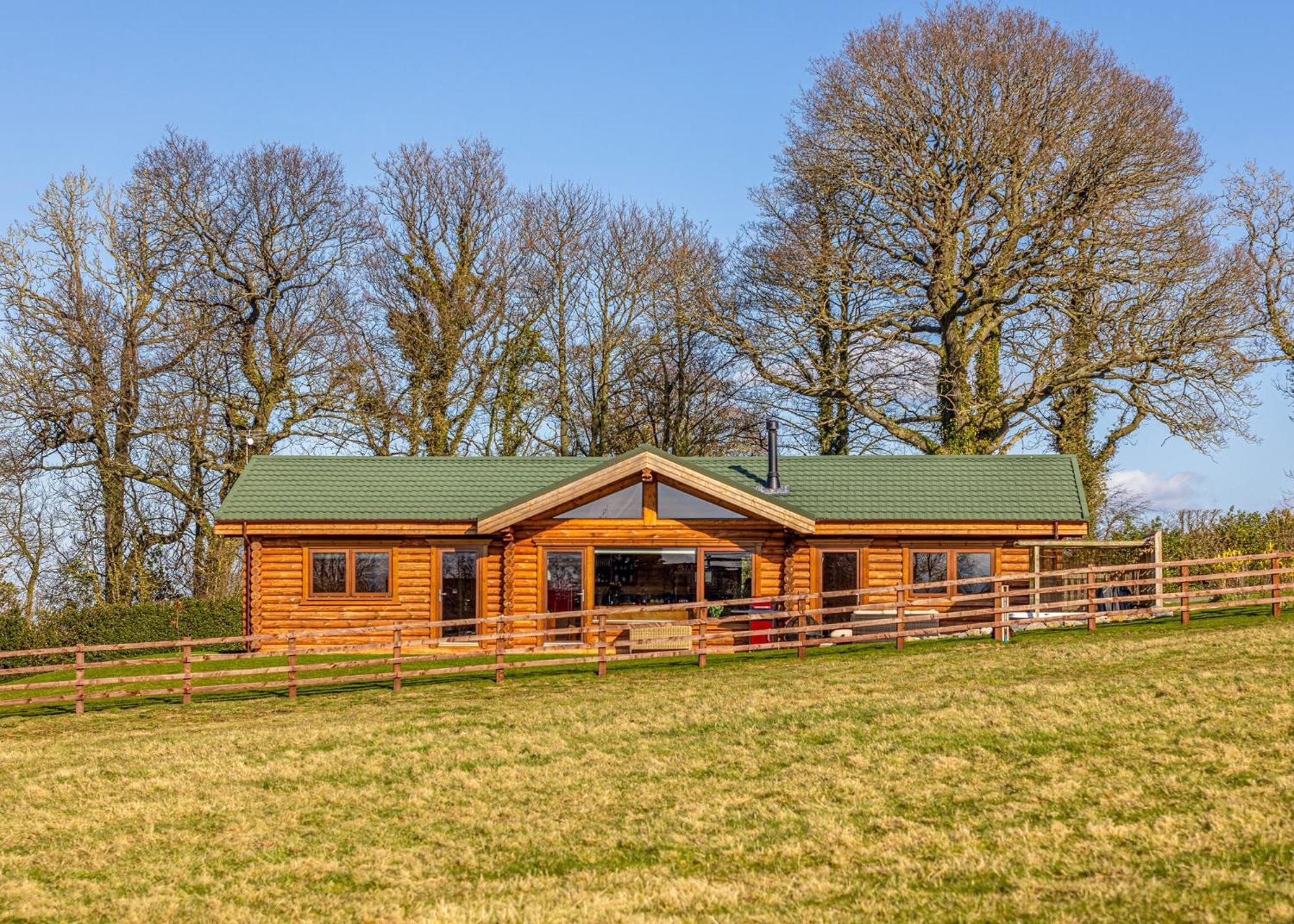 Sun Hill Lodges Constable Burton Room photo
